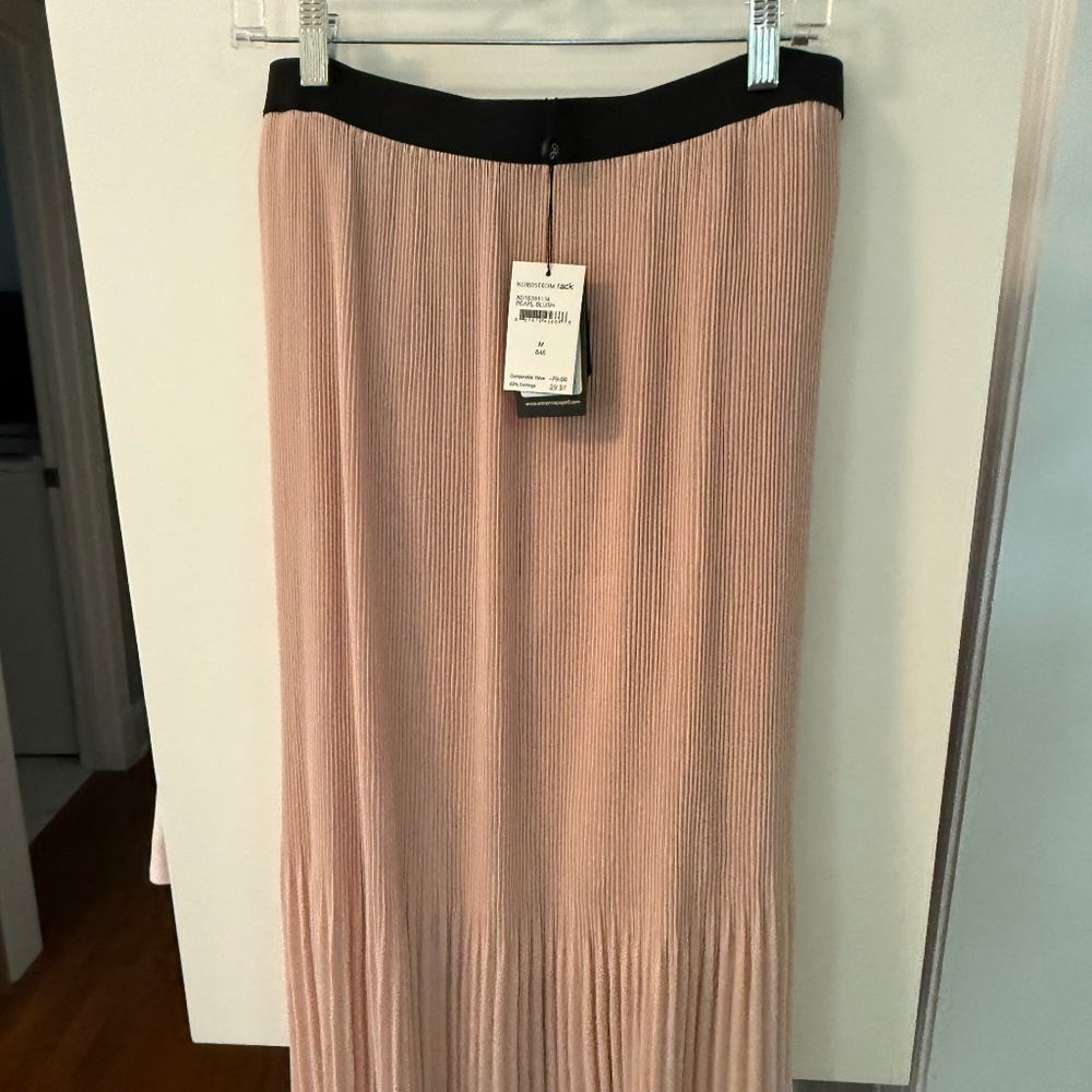 Adrianna Papell pleated pink skirt, Size M